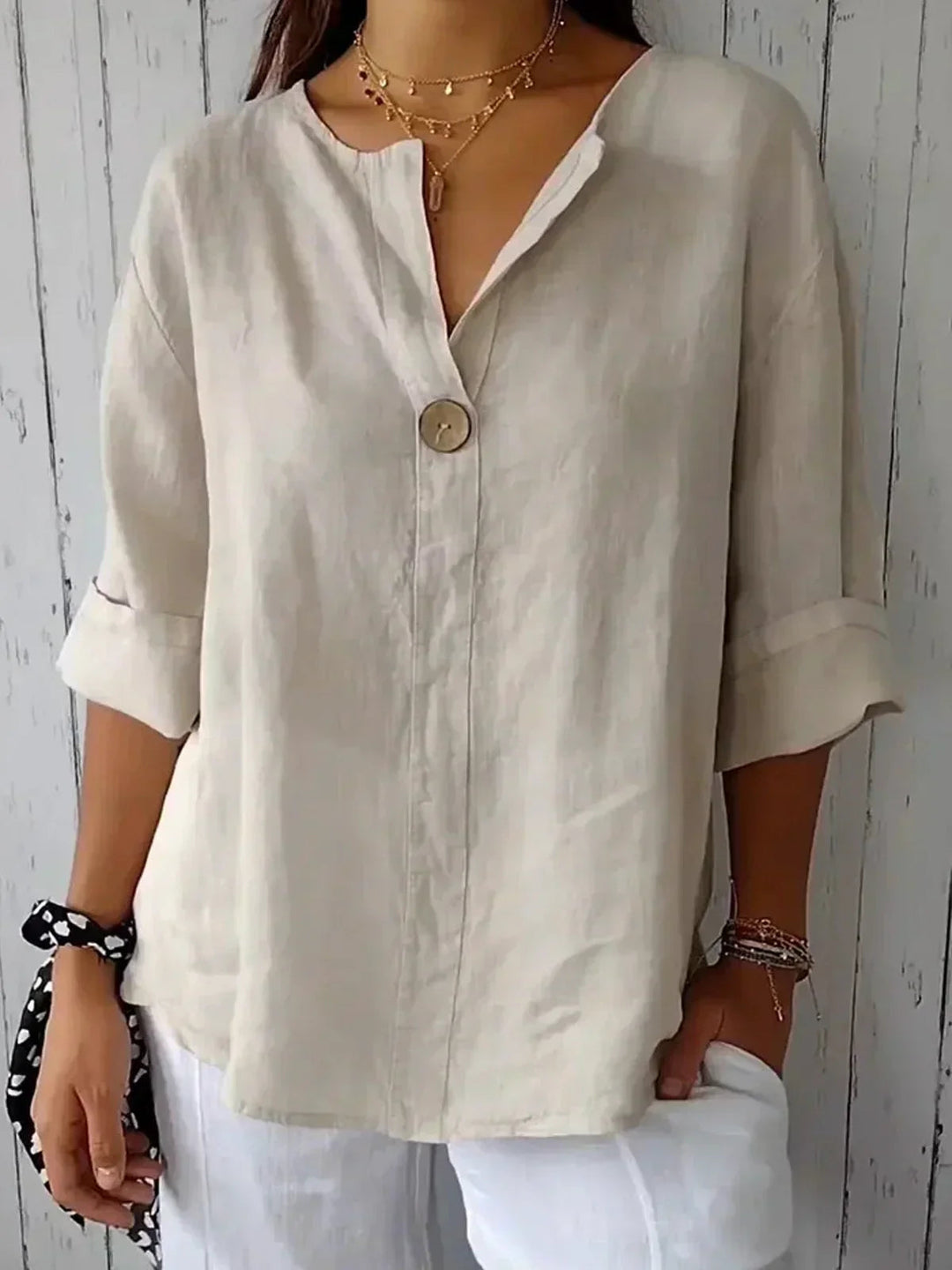 Yara - Relaxed Chic Blouse